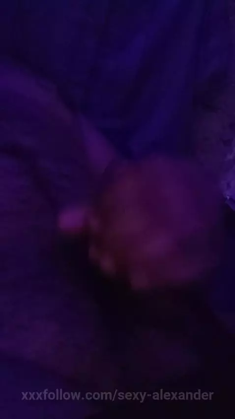 descansando despues del ejercicio by sexy-alexander