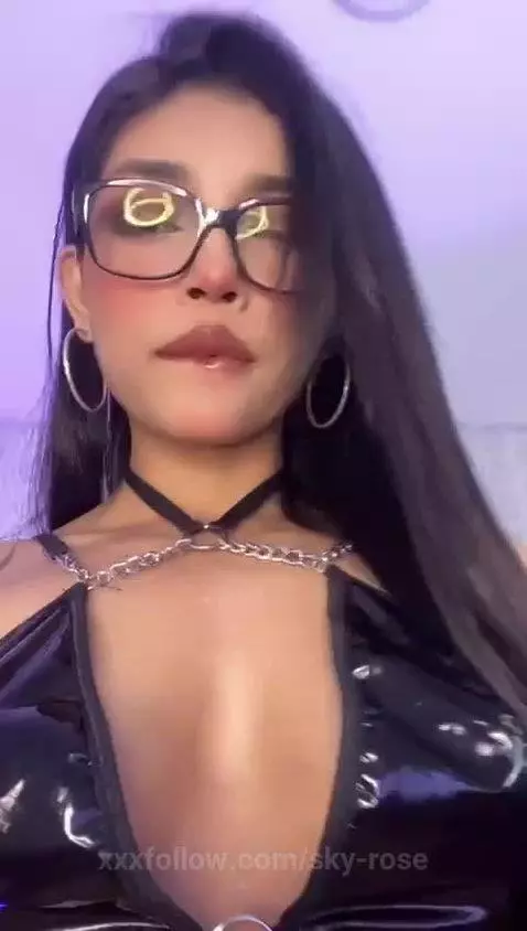 Heyy! Have a naughty Thursday, hopefully by my side! 😈 by sky-rose