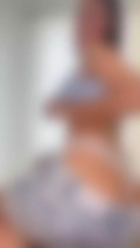 Imagine these buttocks on your face 🍑 by anniesweet01