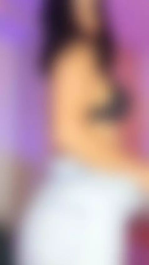 HOT SHORTS 🍑🔥 by valeriemiiller