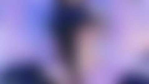 Te gustaría ser la razón por la que me muerdo los labios est... by samarajhonson