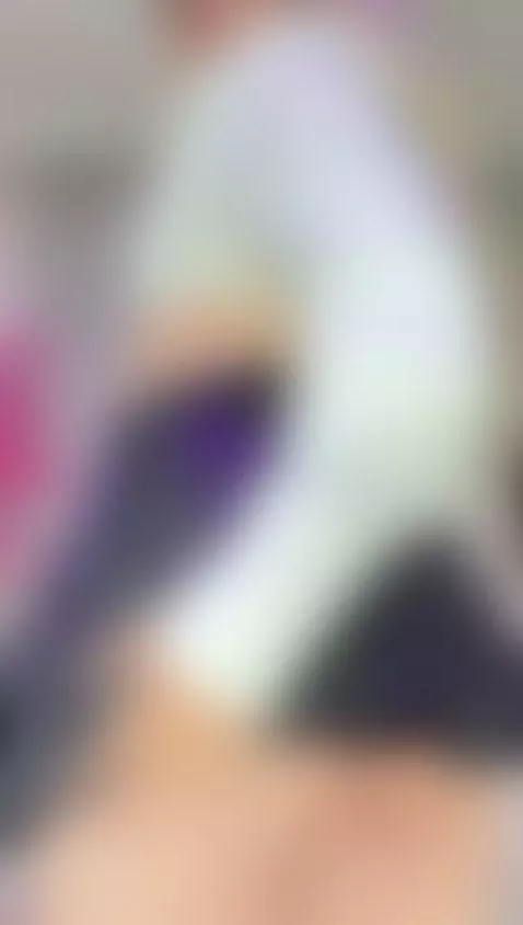 lift my skirt by samarajhonson