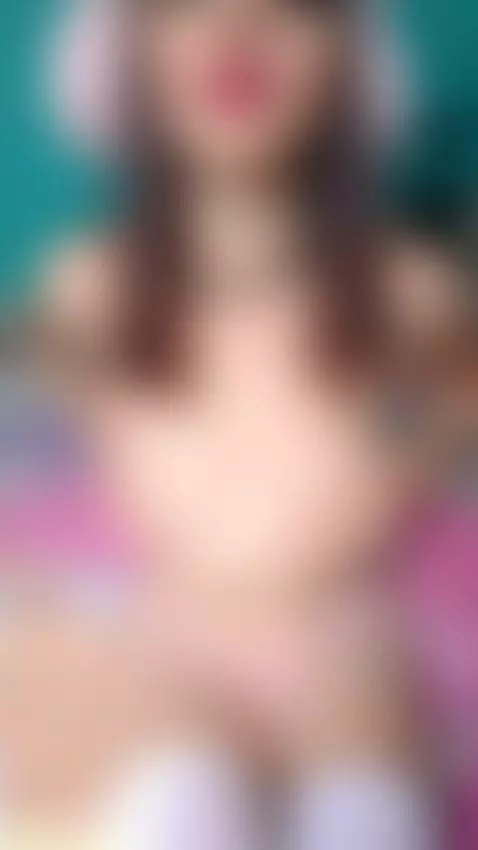 te gusta bebe by nailahbutterfly