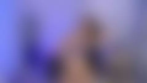 Hello! I'm ready to take u heaven! ON LINE! by zoe-mora