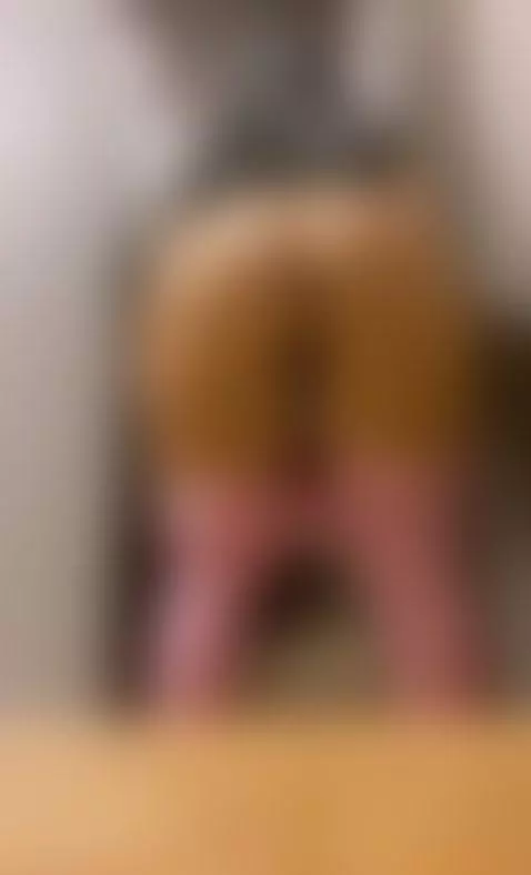 mira como muestro. mi enorme culo en el baño del gym🔥🥵 by sarablack4