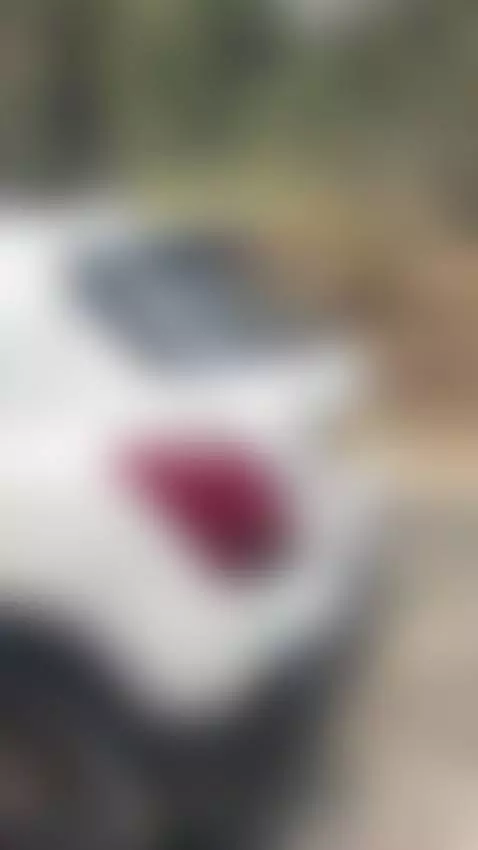 Que traviesa me pongo fuera del carro papi 🥵 by sarablack4