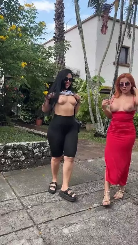 Mmm que traviesas andamos en la calle 🔥🥵 by sarablack4