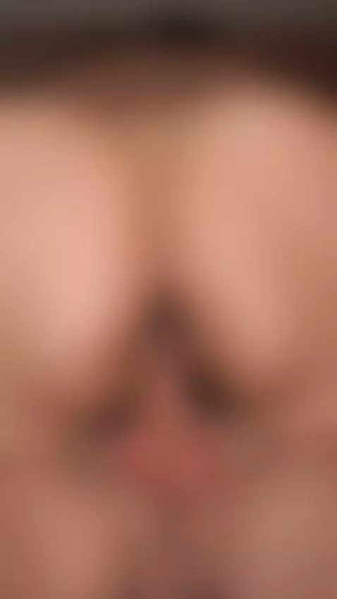 HIjastro me folla el coño duro y me hace gemir de placer 🍆🍑 by sarablack4