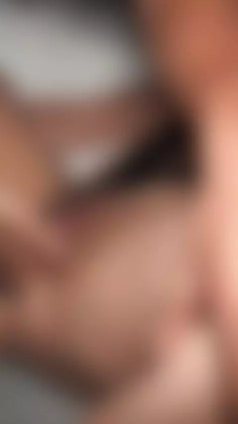 Haciendome venir a chorros con sus enormes manos 💦🥵 by sarablack4