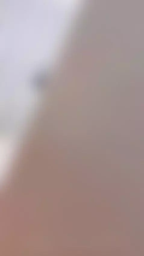 cuando me sorprenden viendo mis ricas teticas by sarablack4