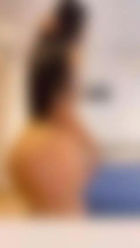 quieres  ver como rebota mi enorme trasero 🔥🥵🔥 by sarablack4