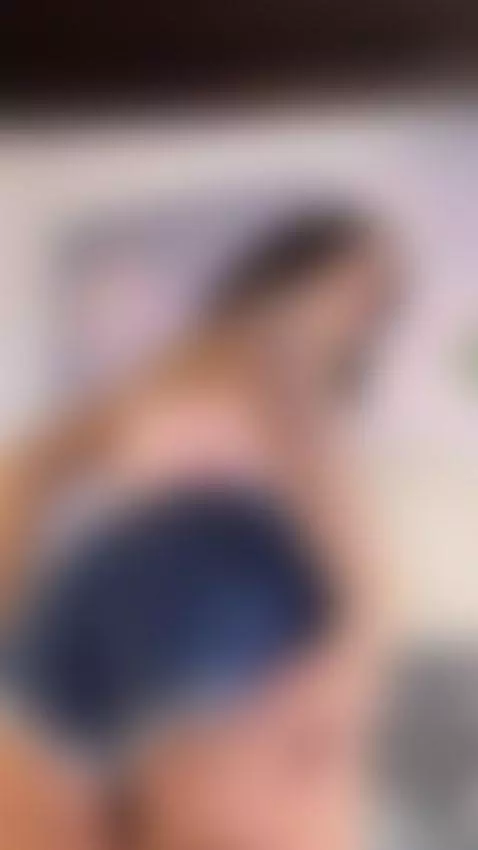 online on :https://stripchat.com/_Eurekaa_/follow-me by alexacam04