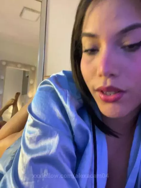 online on :https://chaturbate.com/b/eureekaa/?useExternalSof... by alexacam04