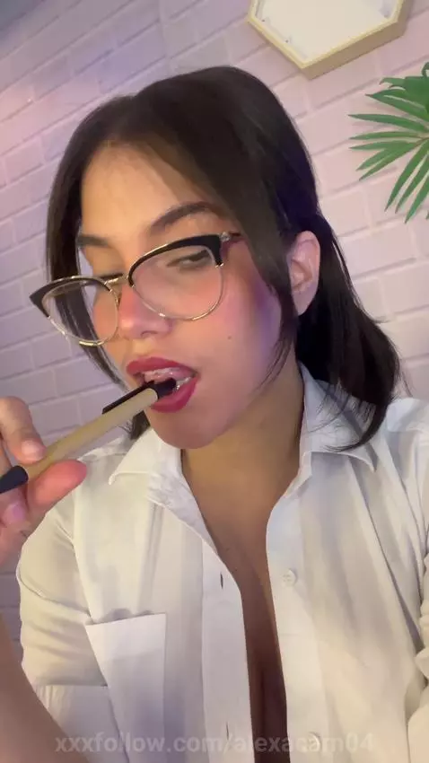 follow me : https://www.instagram.com/eure30_model?igsh=ZXFm... by alexacam04