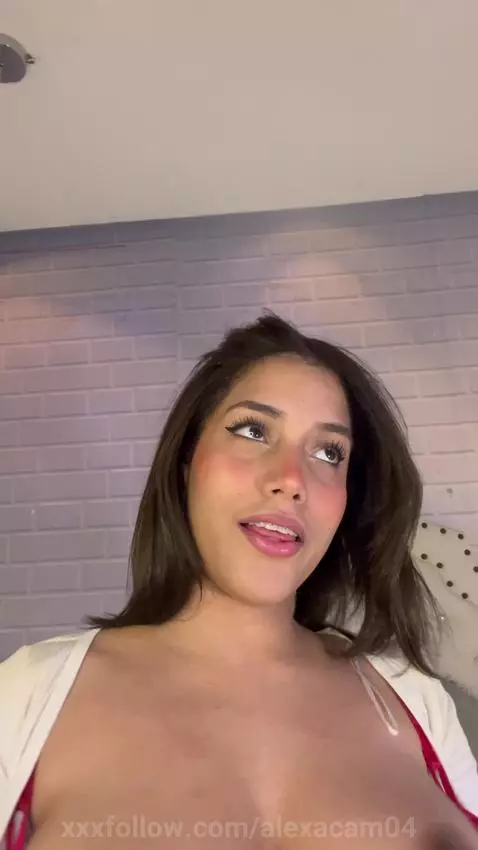 online on : https://stripchat.com/_Eurekaa_/follow-me by alexacam04