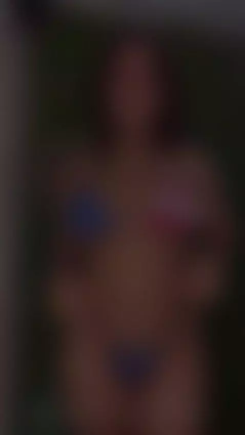 follow me on ig:@alexxxa.yanez21 by alexacam04