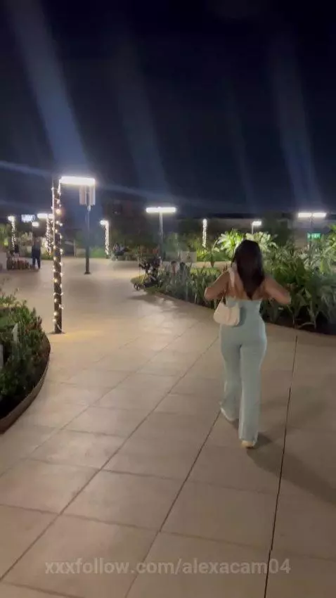 follow me ig and 🎁 dm 🔥: https://www.instagram.com/alexa.yan... by alexacam04