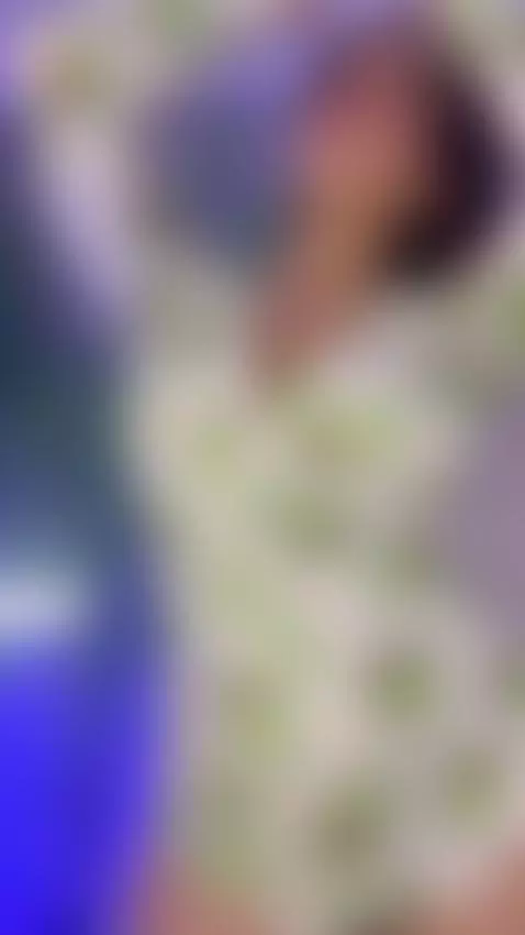 online on stripchat:https://stripchat.com/_Eurekaa_/follow-m... by alexacam04