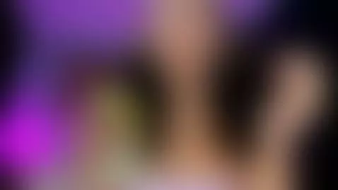 sweet girl crunching her crispy lunch (asmr) by kateburli