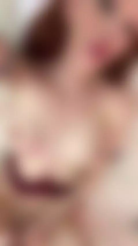 Are you looking into my eyes? by milanaa1