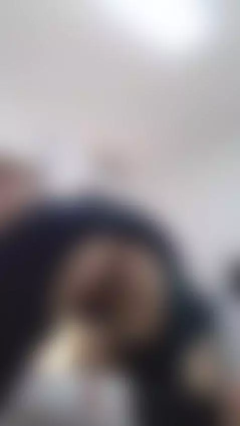 Come and find out what I'm covering up, do you want to see? by shirleyreeves