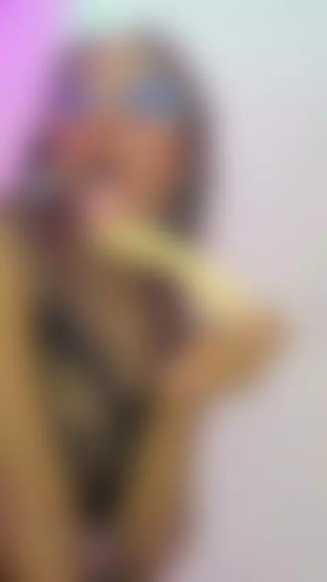 The way I arch when I’m close… you’d lose your mind. by britneyvega