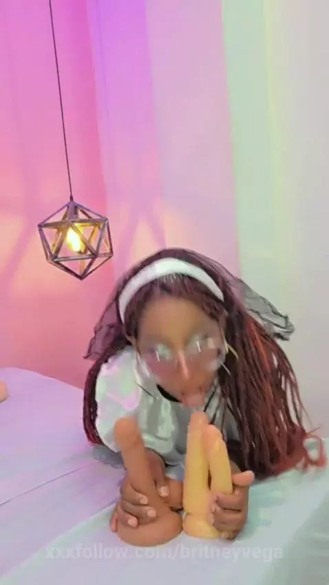 I can't enought babe by britneyvega