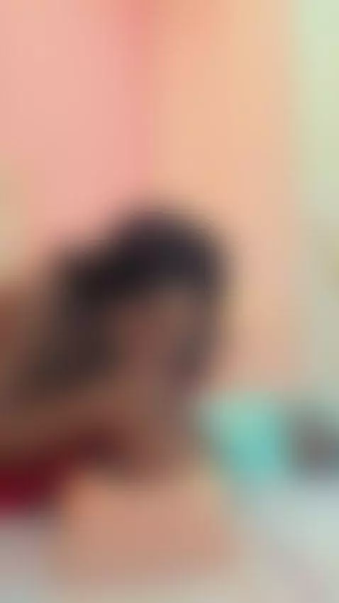 I’m Online 💕 Come See Me by britneyvega