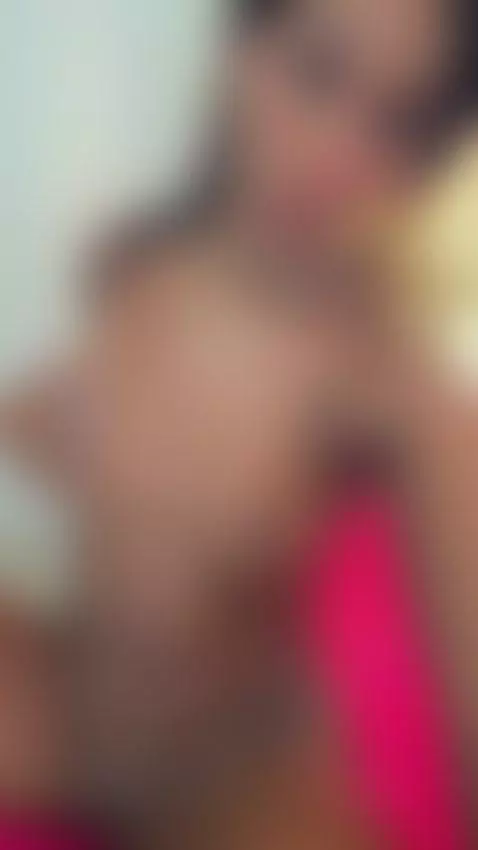 come say hi and see what i’m wearing ✨ by britneyvega