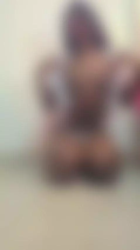 One more step… and you’re in my world 🔮 by britneyvega