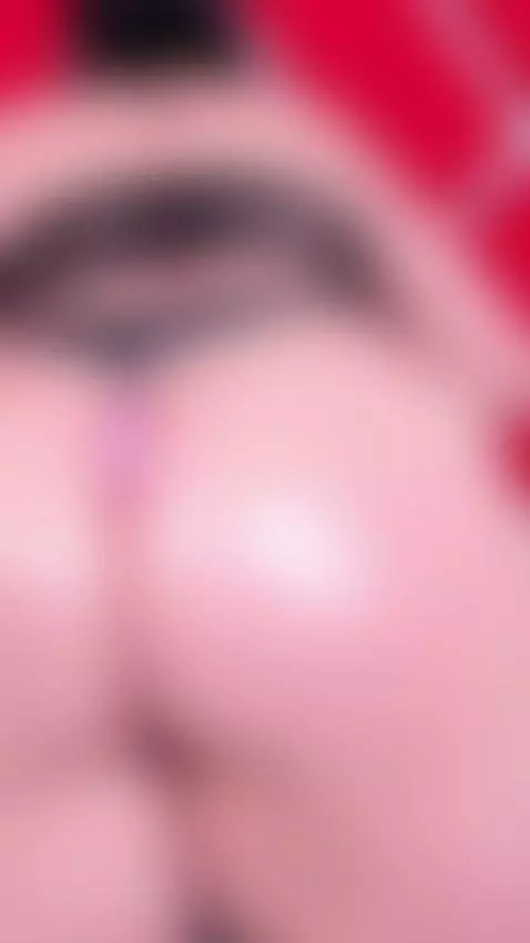 ✨ I'm already at my show... don't miss it! by susancouper