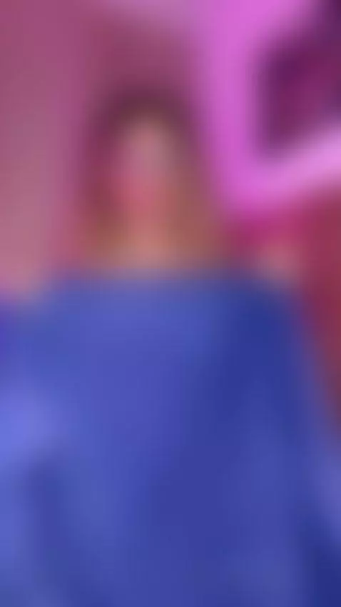 😳 by beccajohnson