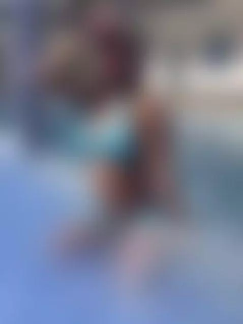 In the pool by sofhi19