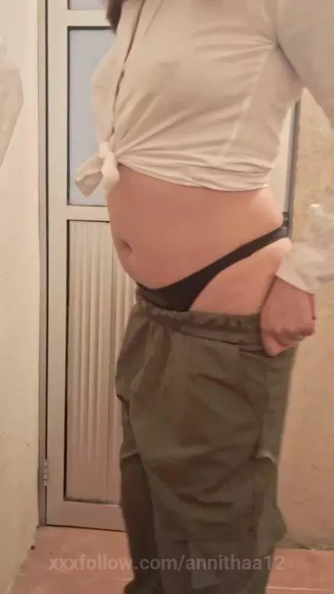 you like how my buttocks bounce baby  😏🔥🍒💦🤤💙😈🍑🥴 by annithaa12