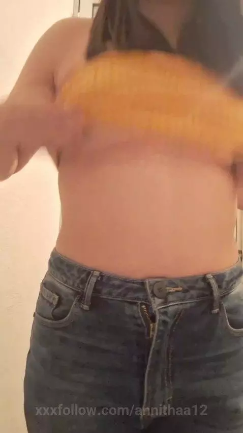 you like how my boobies bounce daddy🥵💙🍆😈🤤🥴😏 by annithaa12