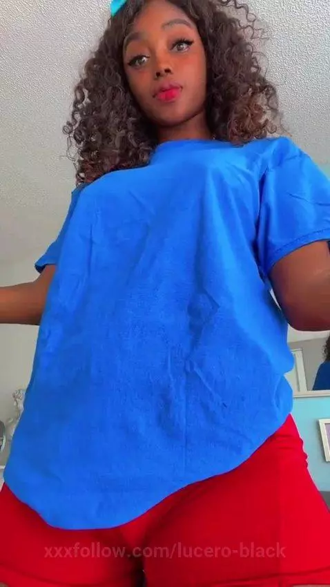 Will you come over if I am your new neighbour? 😈😈👿👿 by lucero-black