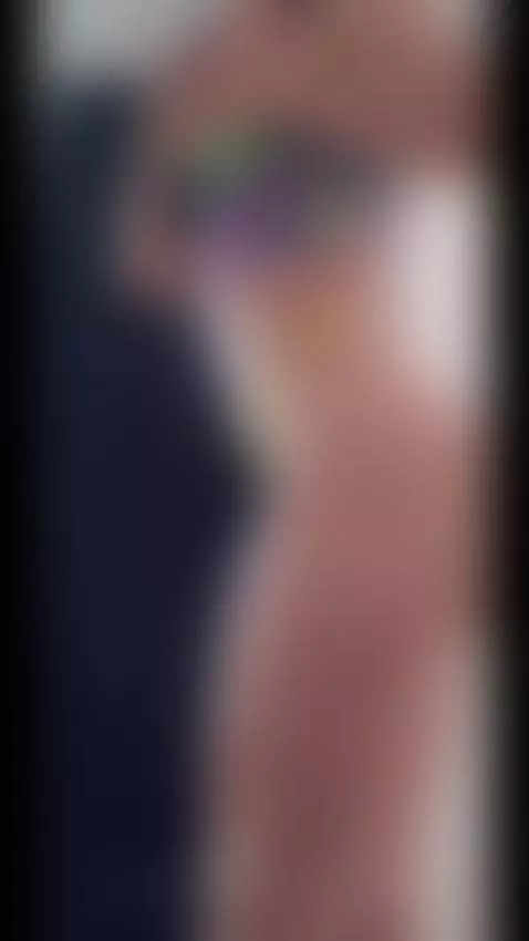 You like my little yellow thong. by lakittykx