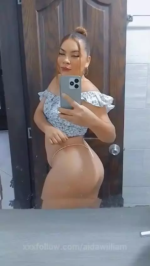 Do I think I'm winning🍑🍑🍑? so you can play with him? by aidawilliam