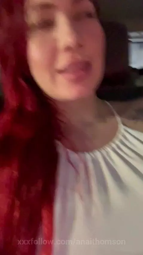 no tenia con que pagar la carrera , me toco mostrarle las bu... by anaithomson