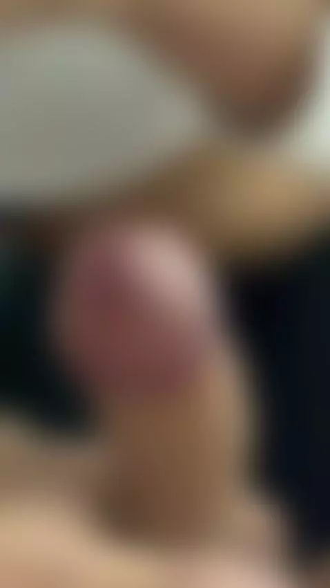 A quien más se le moja así para mamarlo? by meenahot