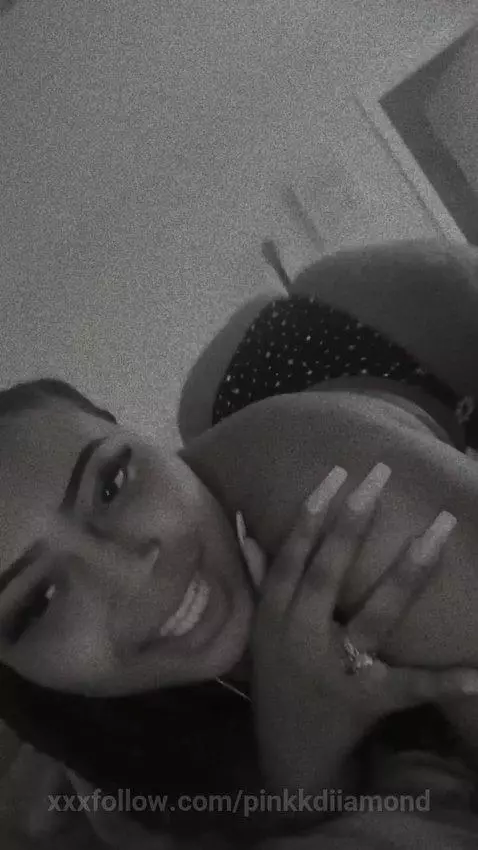 un secreto 🤫🤩 by pinkkdiiamond