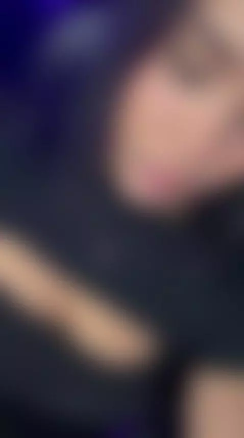 Good night guys!! mmm come and make me horny by macarenna1