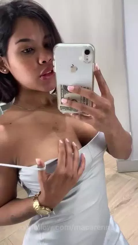 I'm shopping, what do you think about this dress? how does i... by macarenna1