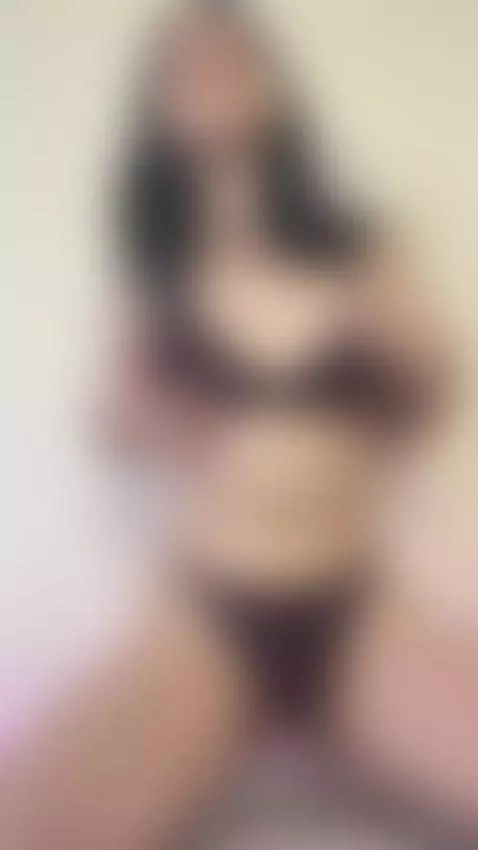 18, sexy, cute by amiecute