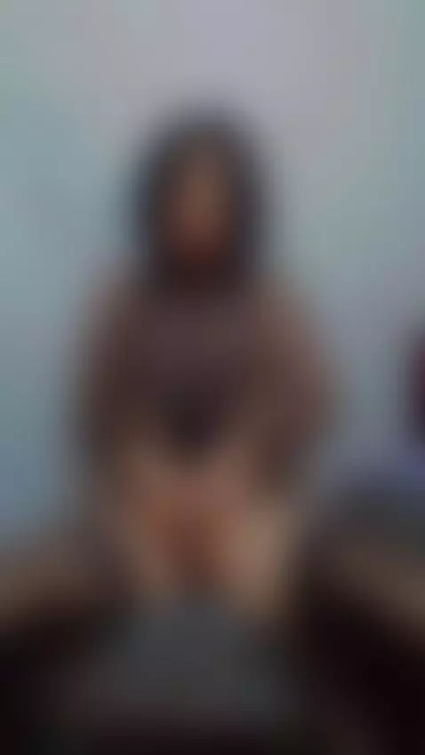 a delicious mature woman by dulceivanka