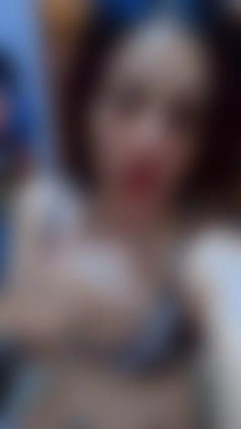 a sexy skinny girl by dulceivanka