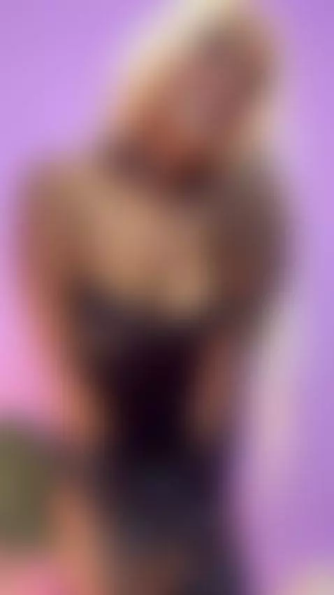 boobs out.🙈😮‍💨
Follow me🔥 by ivystonee