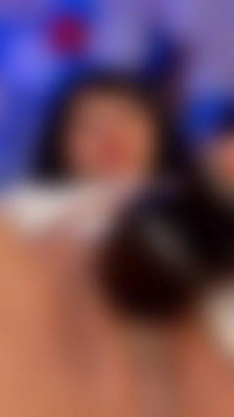 I close my eyes and let myself go 🌫️ by haicel-30