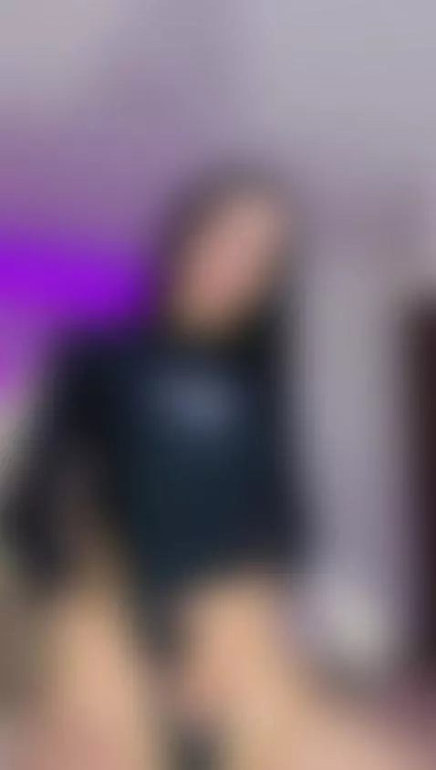 The week has barely begun and my pussy already wants you. by karlaa-james