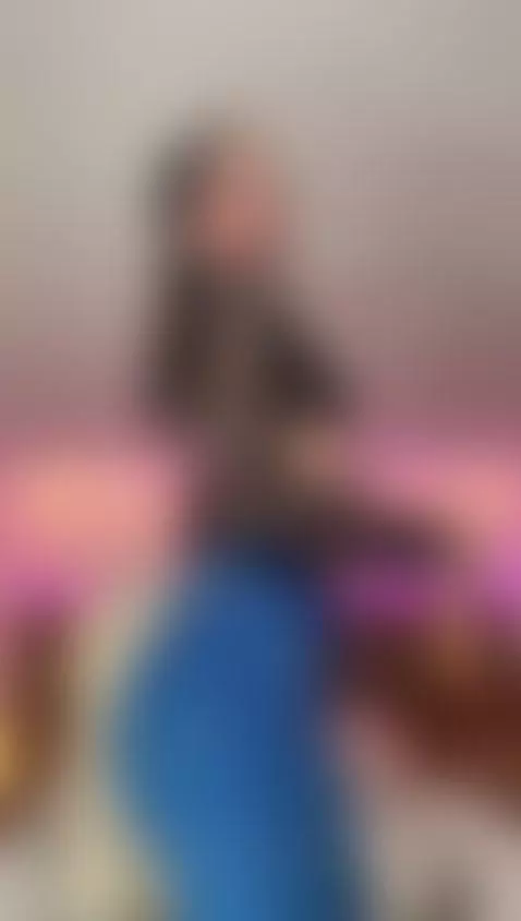 Do you love me? I'm online now 💋💦 by karlaa-james